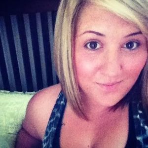 Meet your Posher, Leah